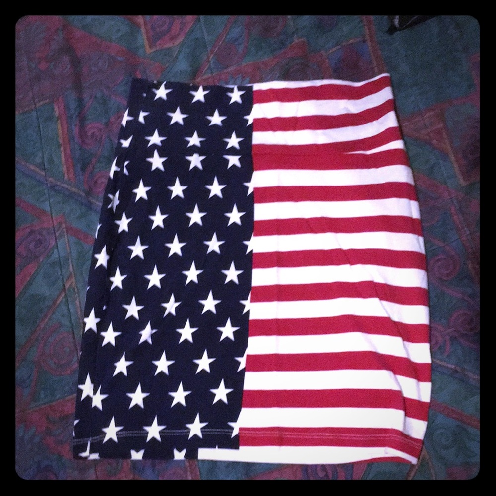 🇺🇸Charlotte Russe America flag skirt🇺🇸